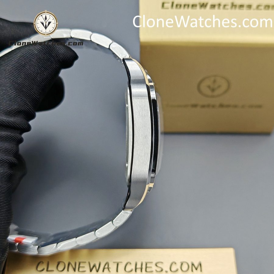 Cartier Super Clone Watches 1:1 Santos Series Gradient Blue Dial 39.8MM WSSA0013 - Image 9
