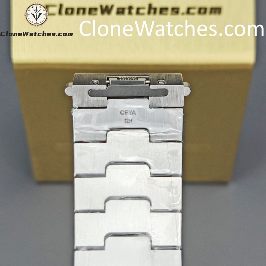 Cartier Super Clone Watches 1:1 Santos Series Gradient Blue Dial 39.8MM WSSA0013 - Image 13