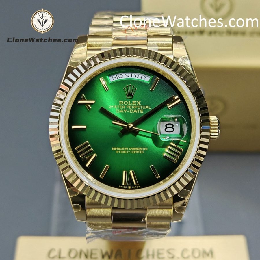 Rolex Super Clone Watches 1:1 Day Date 18K Gold Gradient Green Roman Dial 36mm m128235-0118 3255 Movement