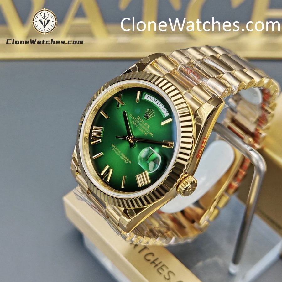 Rolex Super Clone Watches 1:1 Day Date 18K Gold Gradient Green Roman Dial 36mm m128235-0118 3255 Movement - Image 2