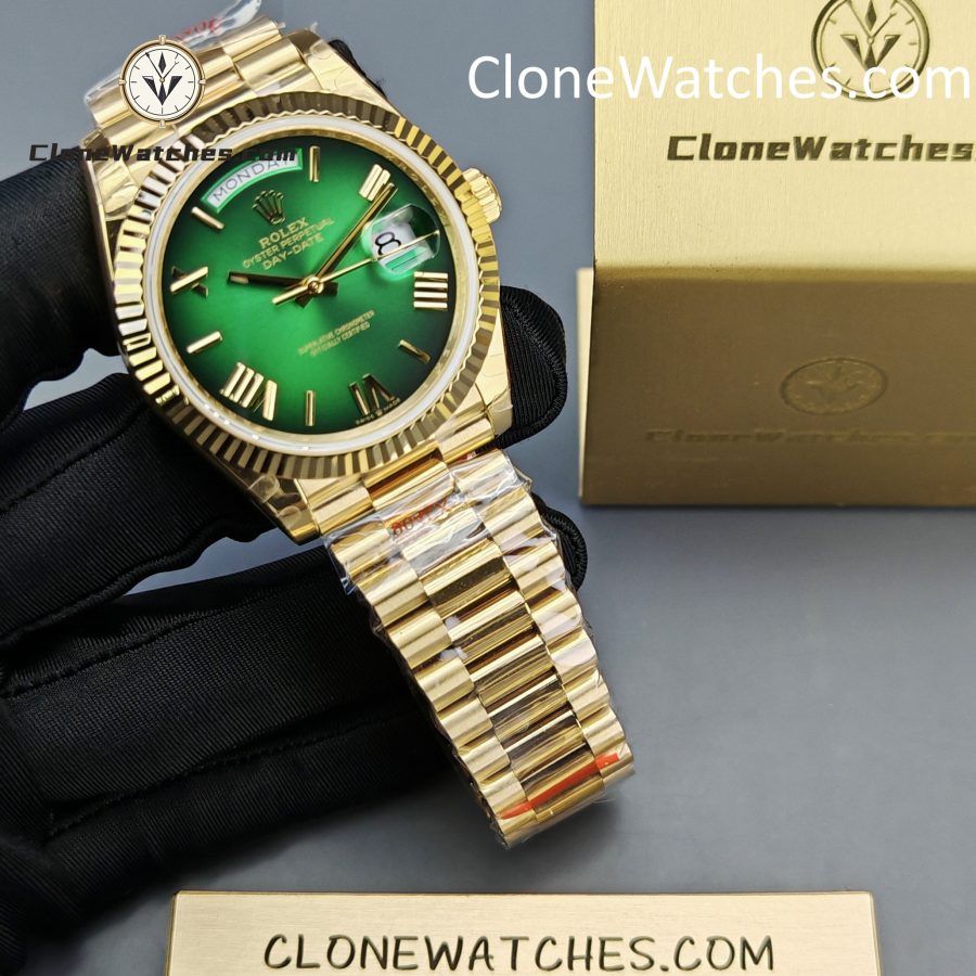 Rolex Super Clone Watches 1:1 Day Date 18K Gold Gradient Green Roman Dial 36mm m128235-0118 3255 Movement - Image 3