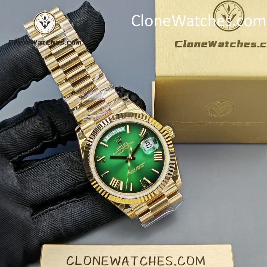 Rolex Super Clone Watches 1:1 Day Date 18K Gold Gradient Green Roman Dial 36mm m128235-0118 3255 Movement - Image 4