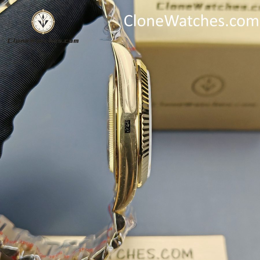 Rolex Super Clone Watches 1:1 Day Date 18K Gold Gradient Green Roman Dial 36mm m128235-0118 3255 Movement - Image 8