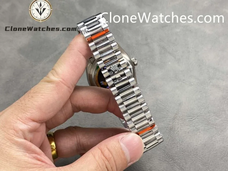 Rolex Super Clone Watches 1:1 Day Date Silver Dial 36mmm128236-0001 3255 Movement - Image 8