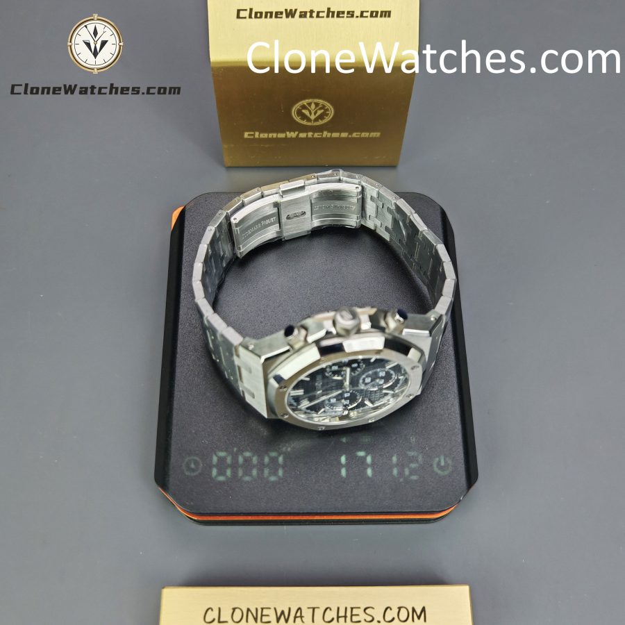Audemars Piguet Super Clone Watches 1:1 Royal Oak Blue Dial 26240 Selfwinding Chronograph - Image 15