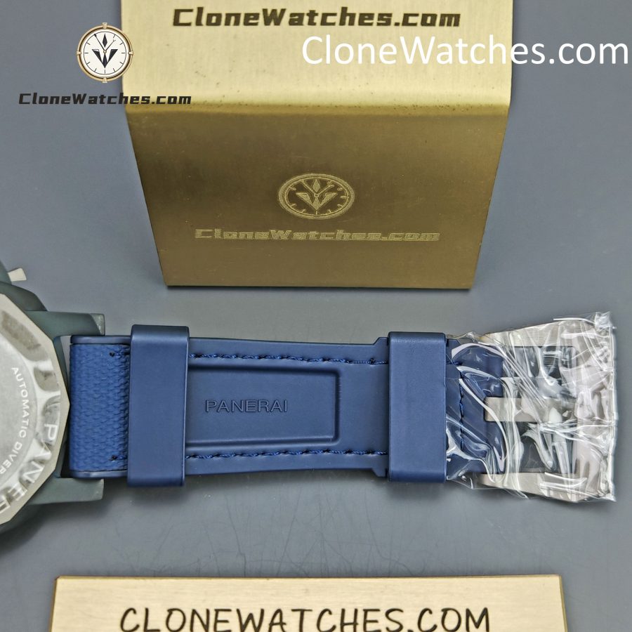 Panerai Super Clone Watches 1:1 Submersible Luna Rossa Ti-Ceramitech PAM01543 White Dial - Image 8