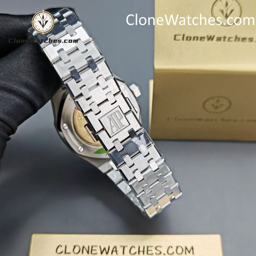 Audemars Piguet Super Clone Watches 1:1 Royal Oak 15451ST Blue Dial 37MM - Image 7
