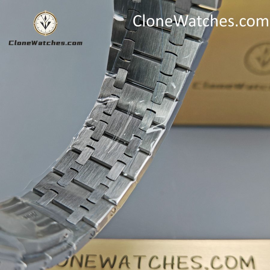 Audemars Piguet Super Clone Watches 1:1 Royal Oak Black Dial 26240 Selfwinding Chronograph - Image 10