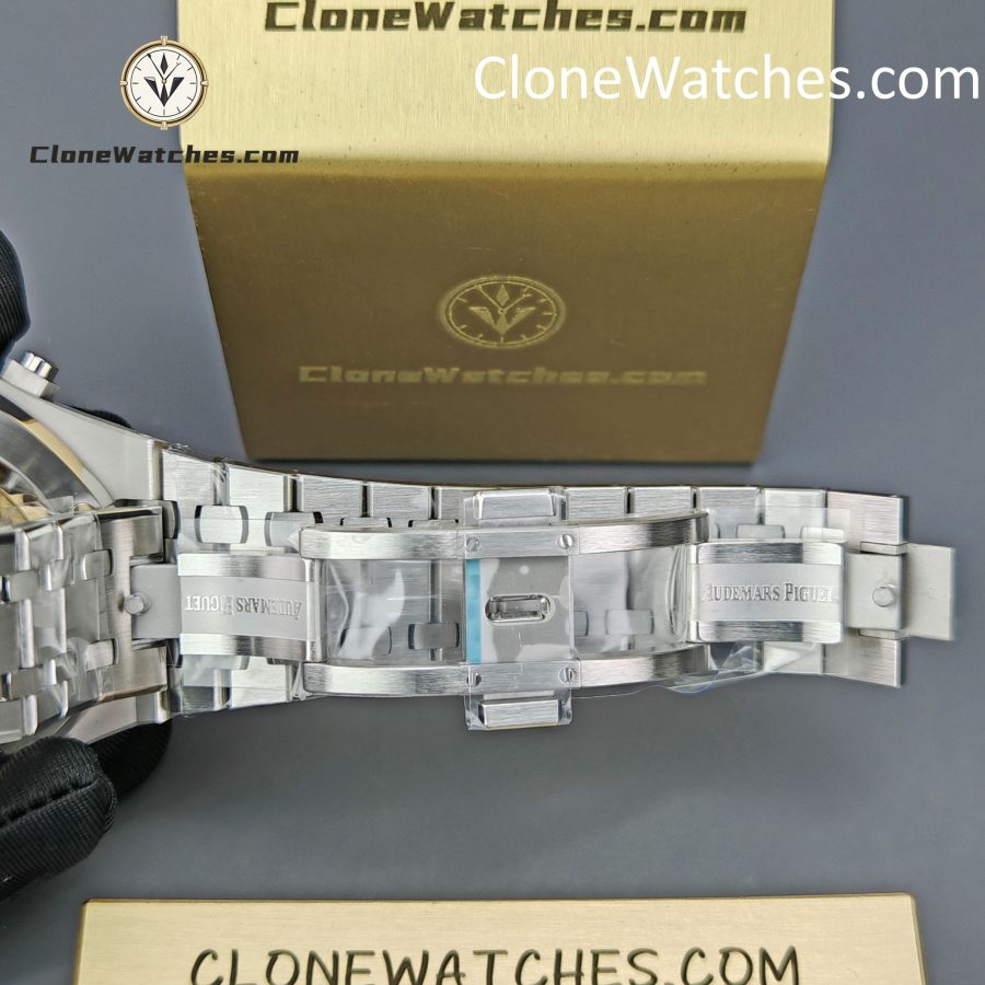 Audemars Piguet Super Clone Watches 1:1 Royal Oak Black Dial 26240 Selfwinding Chronograph - Image 13