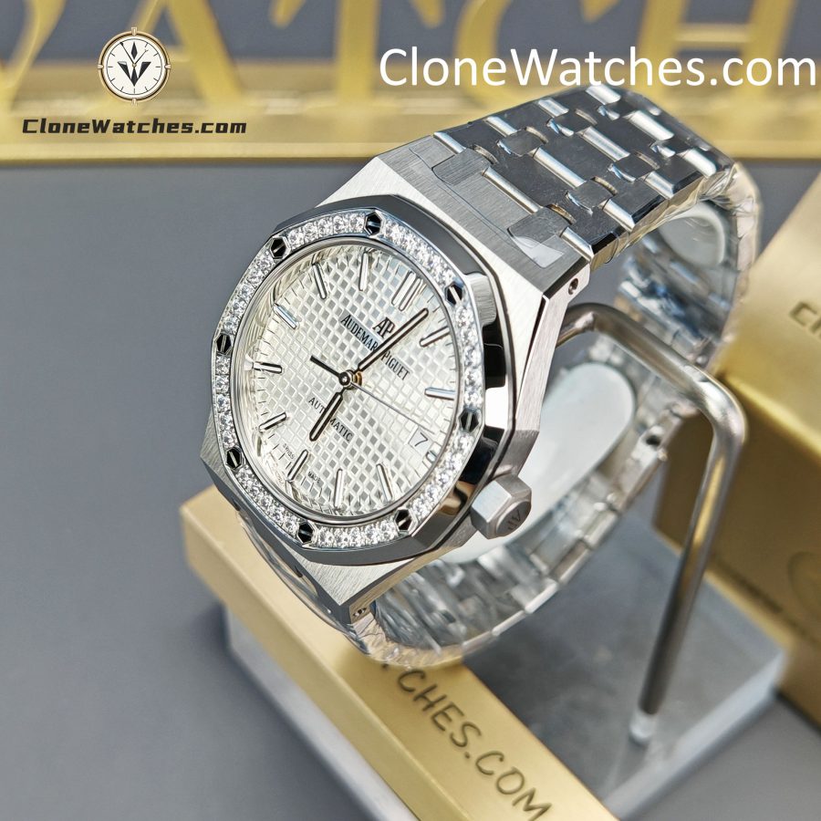 Audemars Piguet Super Clone Watches 1:1 Royal Oak 15453  White Dial 37MM - Image 3