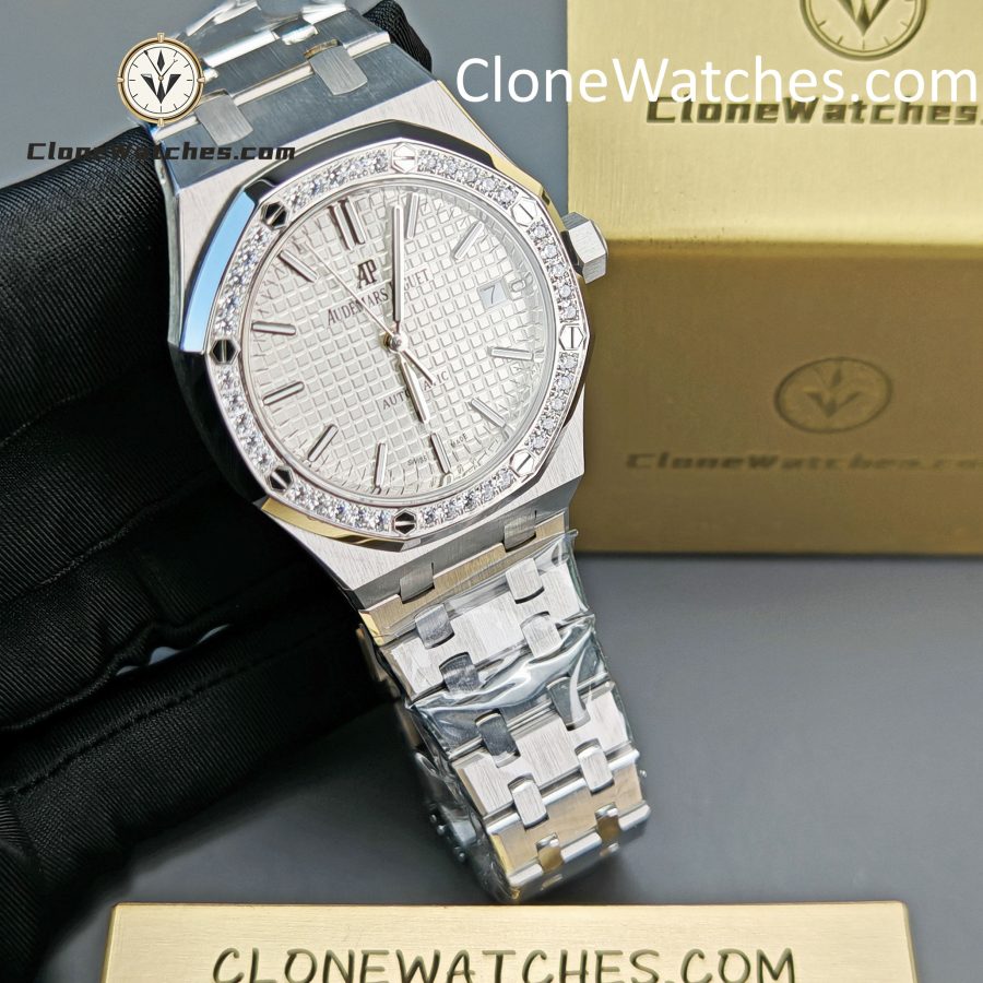 Audemars Piguet Super Clone Watches 1:1 Royal Oak 15453  White Dial 37MM - Image 4