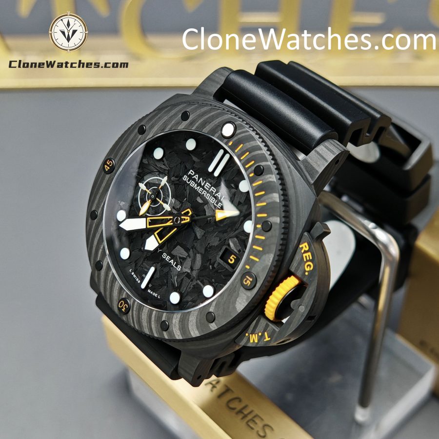 Panerai Super Clone Watches 1:1 Submersible GMT Carbotech™ PAM01324 44mm - Image 3