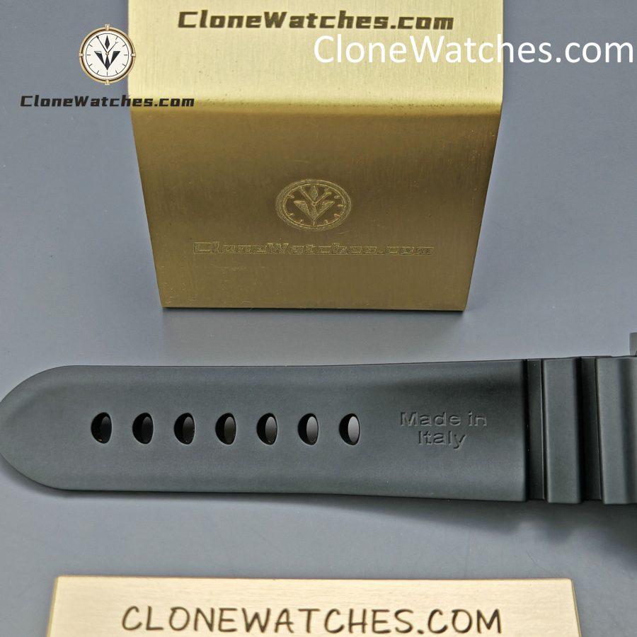 Panerai Super Clone Watches 1:1 Submersible GMT Carbotech™ PAM01324 44mm - Image 11