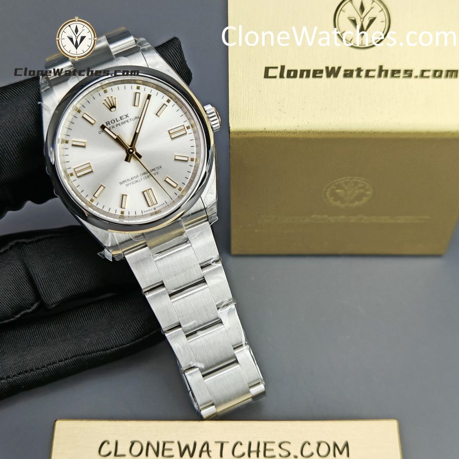 Rolex Super Clone Watches 1:1 Oyster Perpetual Silver Dial 36mm m126000-0001 3230 Movement - Image 4