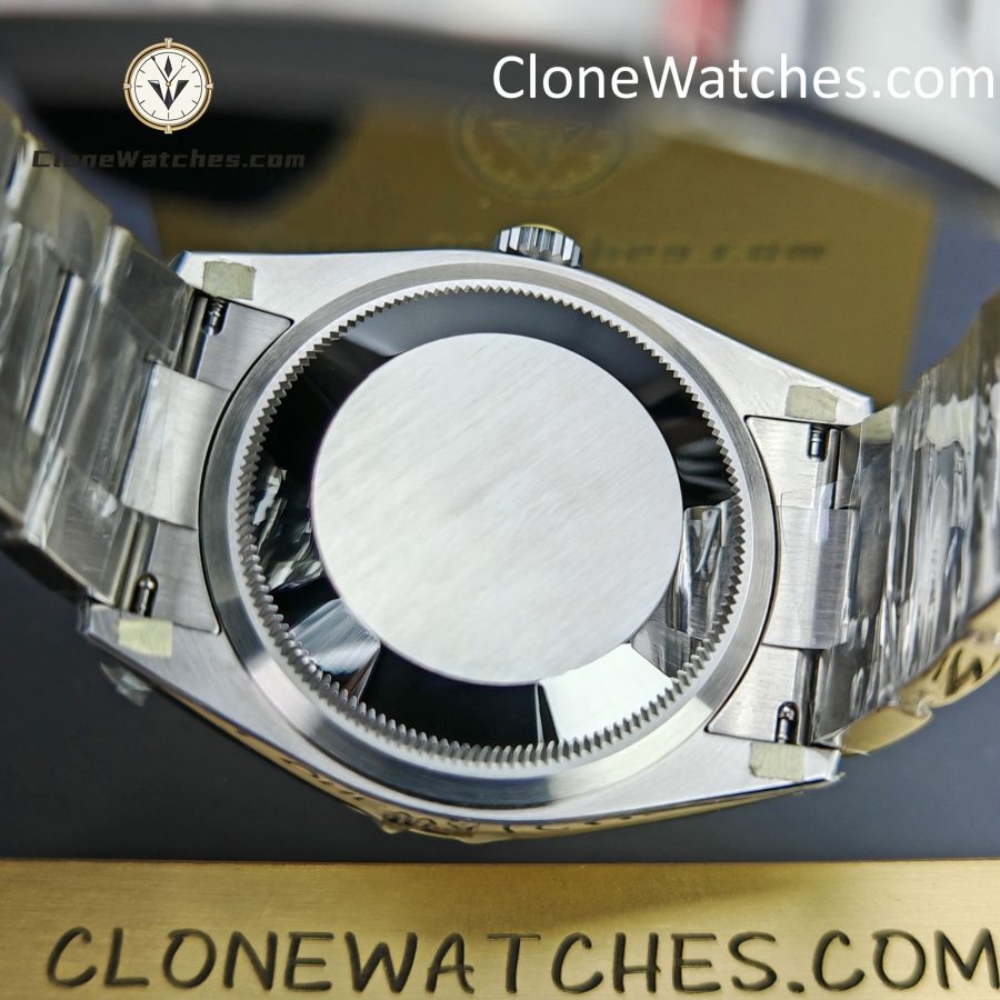 Rolex Super Clone Watches 1:1 Oyster Perpetual Silver Dial 36mm m126000-0001 3230 Movement - Image 11