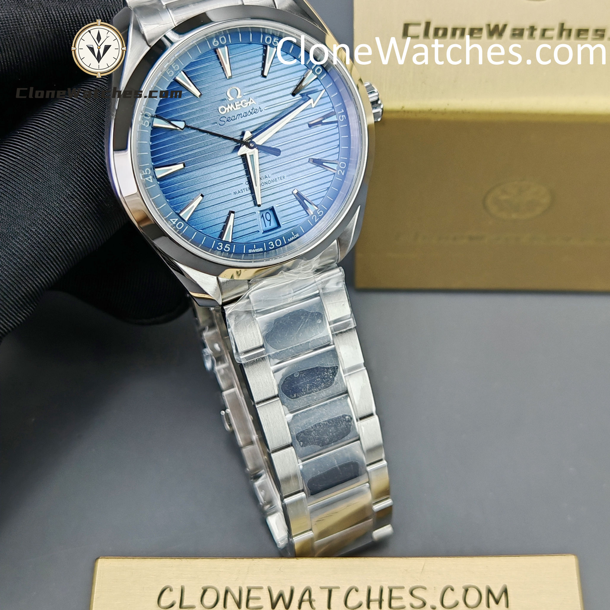 OMEGA Super Clone Watches 1:1 Seamaster Aqua Terra 150M 220.10.41.21.03.004 41MM - Image 4