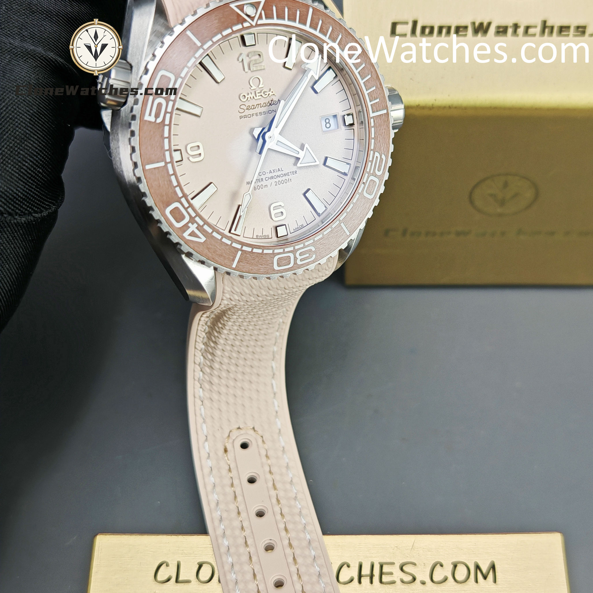 OMEGA Super Clone Watches 1:1 Seamaster Planet Ocean 600m 215.32.44.21.09.001 43.5MM - Image 4