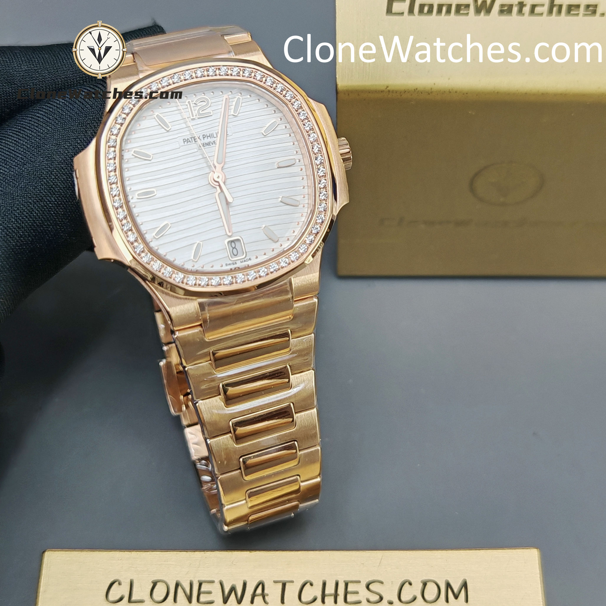 Patek Philippe Super Clone Watches 1:1 Nautilus Rose Gold White Dial 7118/1200R-001 35.2 mm - Image 4
