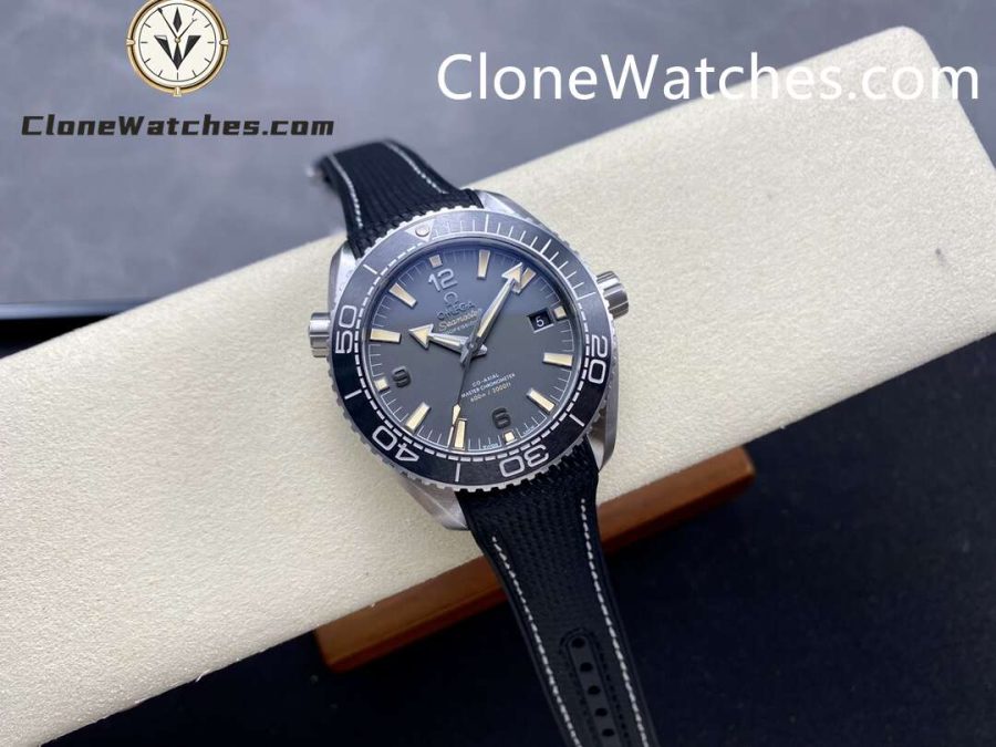 OMEGA Super Clone Watches 1:1 Seamaster Planet Ocean 600m 215.32.44.21.01.002 43.5MM - Image 4