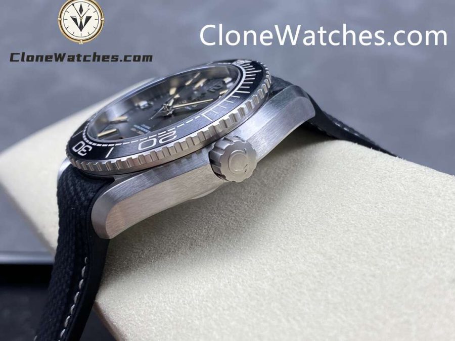 OMEGA Super Clone Watches 1:1 Seamaster Planet Ocean 600m 215.32.44.21.01.002 43.5MM - Image 6