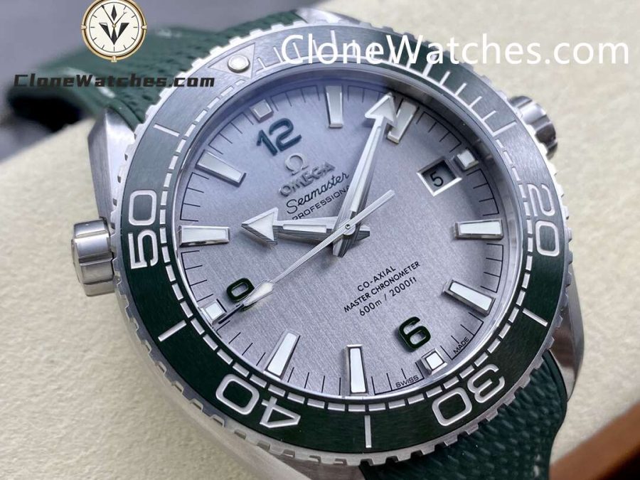 OMEGA Super Clone Watches 1:1 Seamaster Planet Ocean 600m 215.32.44.21.06.001 43.5MM - Image 2