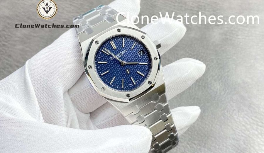 Audemars Piguet Super Clone Watches 1:1 Royal Oak"Jumbo" Extra-Thin "50th Anniversary" 16202 Blue Dial 39MM - Image 2