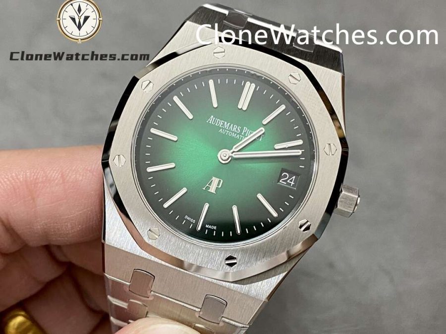 Audemars Piguet Super Clone Watches 1:1 Royal Oak"Jumbo" Extra-Thin "50th Anniversary" 16202 Gradient Green Dial 39MM - Image 3