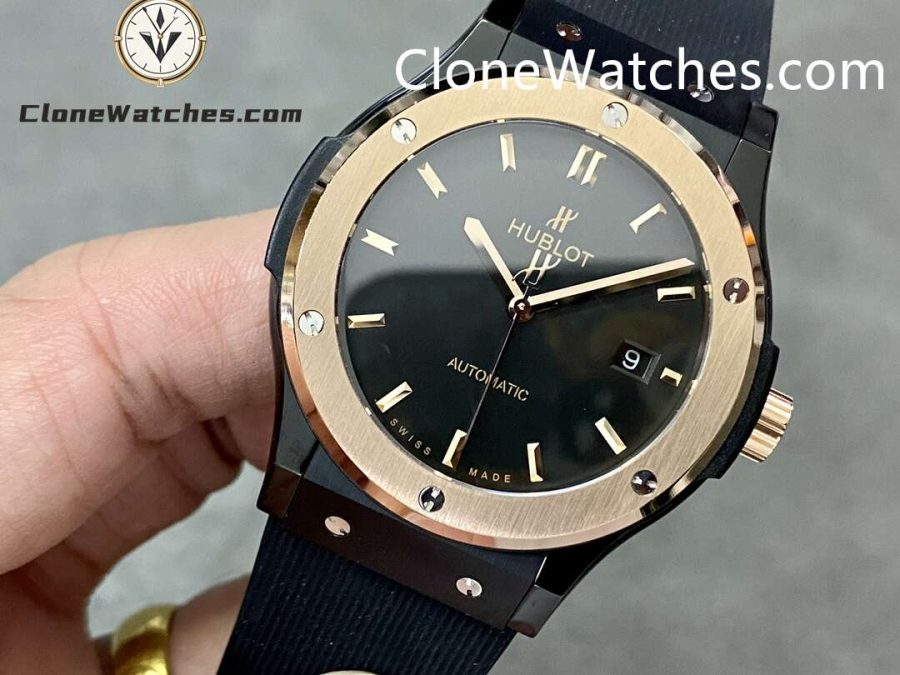 Hublot Super Clone Watches 1:1 Classic Fusion Ceramic King Gold 42MM 542.CO.1181.RX - Image 4