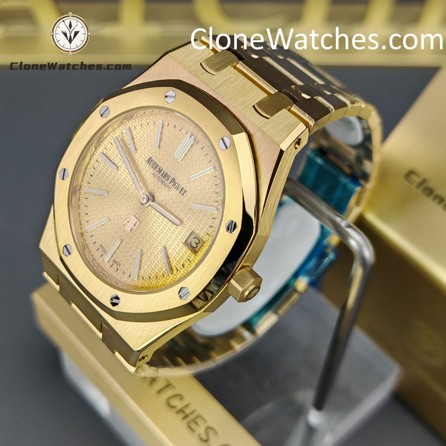 Audemars Piguet Super Clone Watches 1:1 Royal Oak “Jumbo” Extra-Thin Gold Dial 15202BA 39mm - Image 3