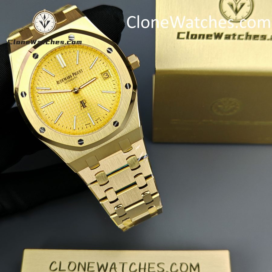 Audemars Piguet Super Clone Watches 1:1 Royal Oak “Jumbo” Extra-Thin Gold Dial 15202BA 39mm - Image 4