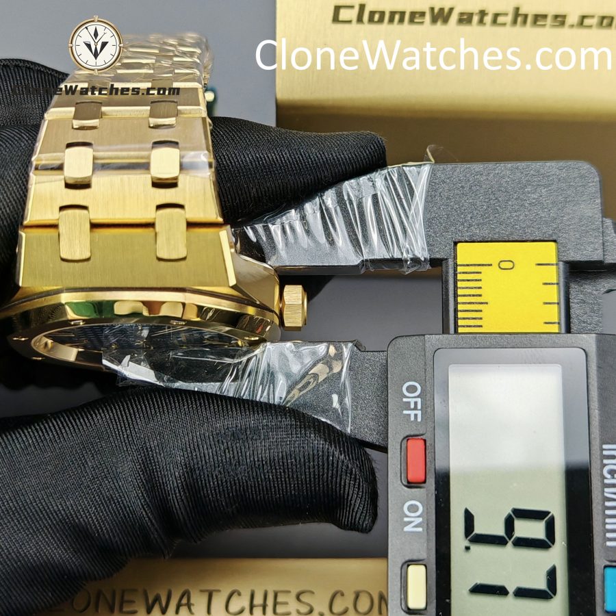 Audemars Piguet Super Clone Watches 1:1 Royal Oak 18K Gold 15450BA Blue Dial 37MM - Image 15