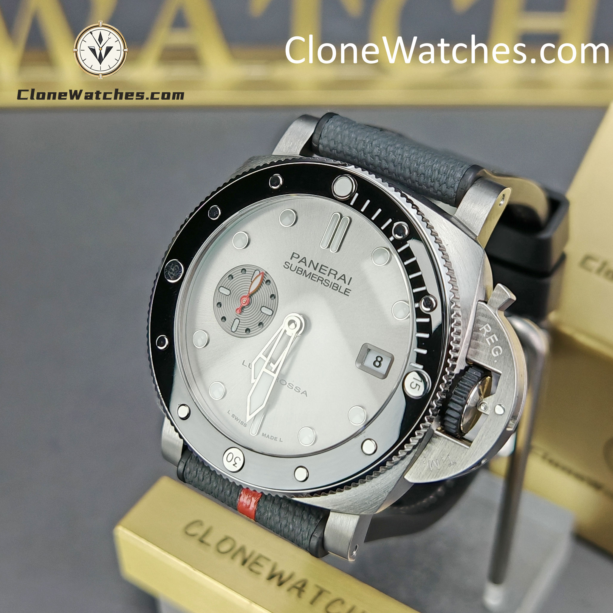 Panerai Super Clone Watches 1:1 Submersible QuarantaQuattro Luna Rossa PAM01681 44mm - Image 3