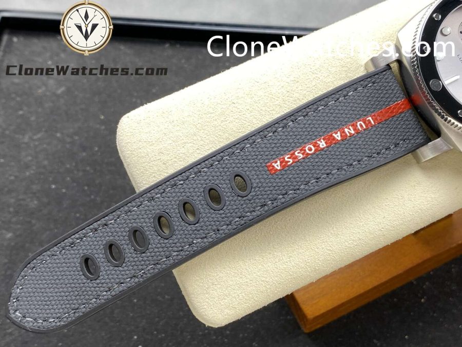 Panerai Super Clone Watches 1:1 Submersible QuarantaQuattro Luna Rossa PAM01681 44mm - Image 7