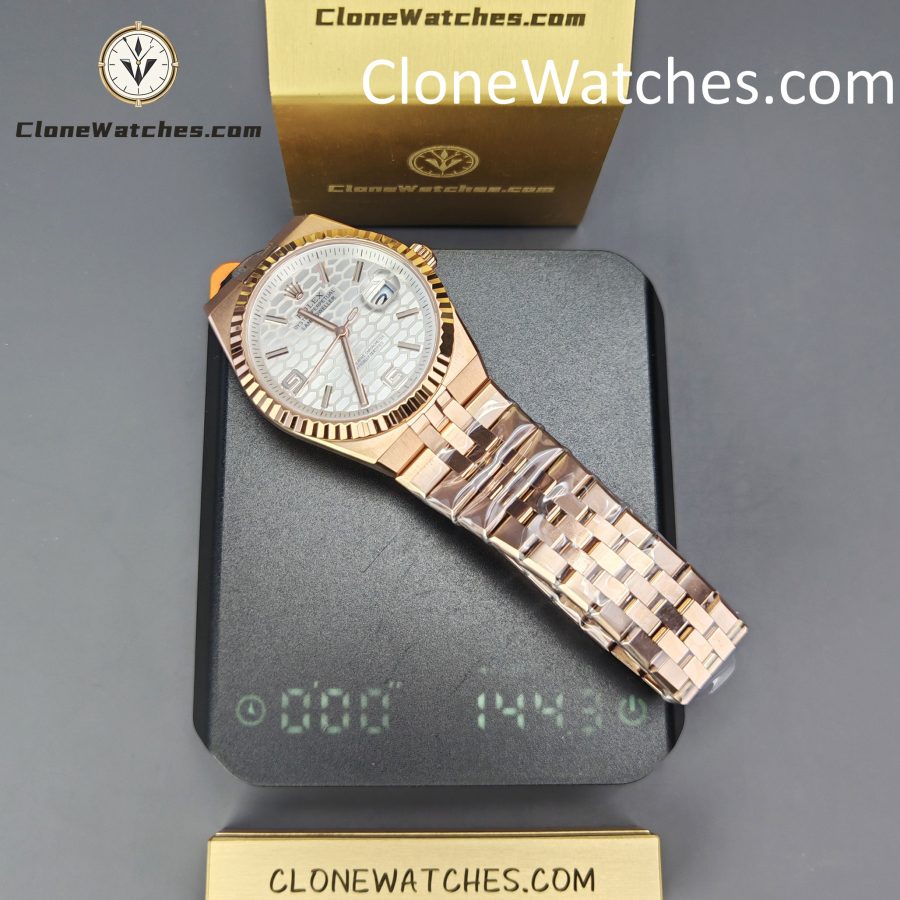 Rolex Super Clone Watches 1:1 Land-Dweller M127335-0001 White Dial Rose Gold 7135 Movement 40mm - Image 15