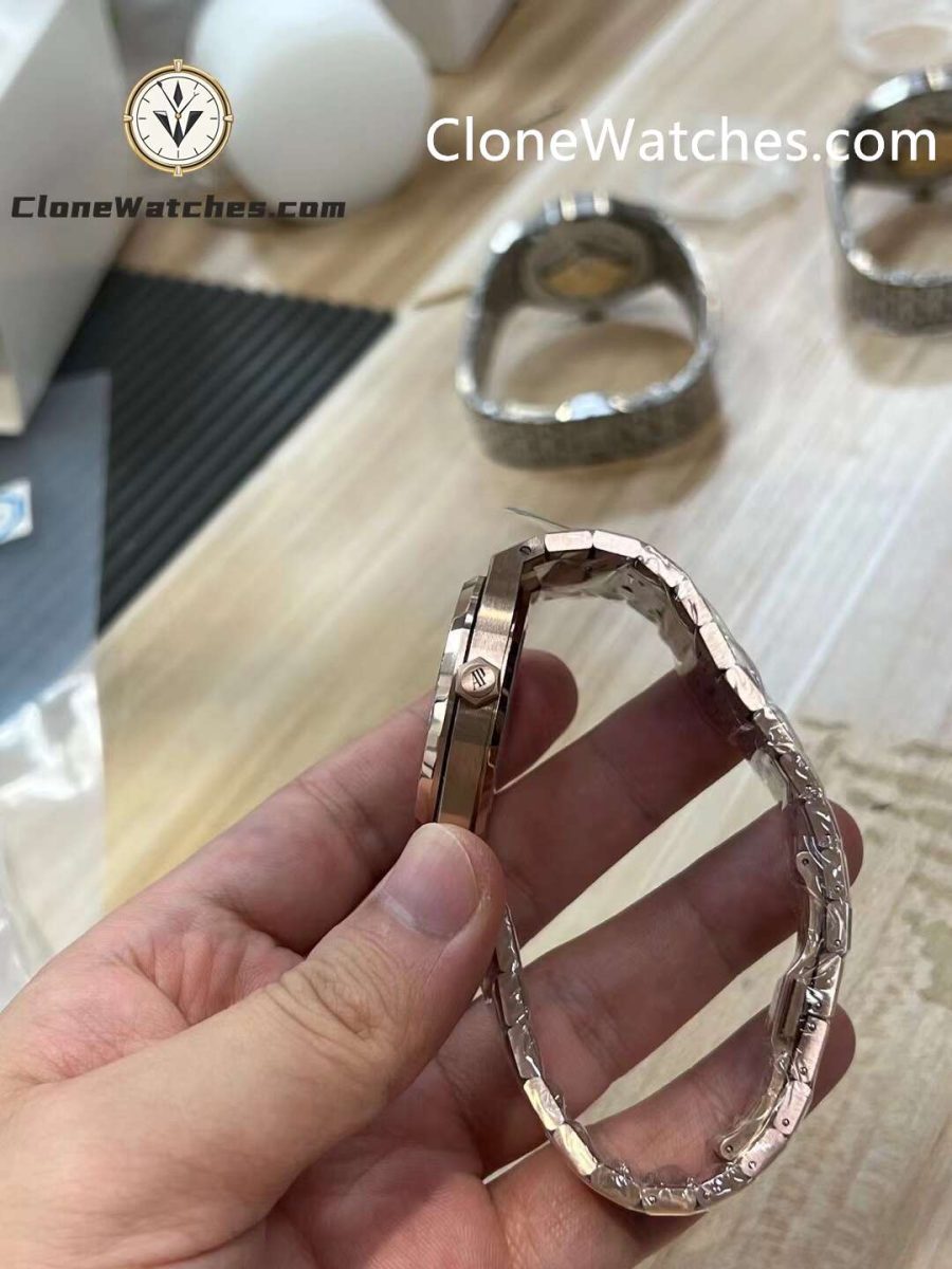 Audemars Piguet Super Clone Watches 1:1 Royal Oak Frost 15454OR Rose Gold Dial 37mm - Image 5