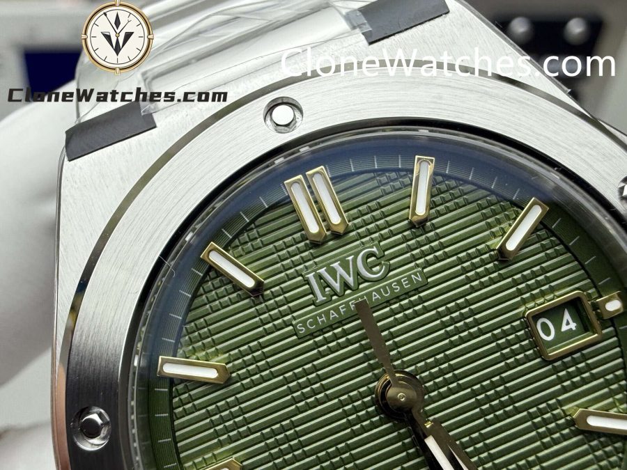 IWC Super Clone Watches 1:1 IW328908 Ingenieur Automatic 40 Green Dial - Image 4