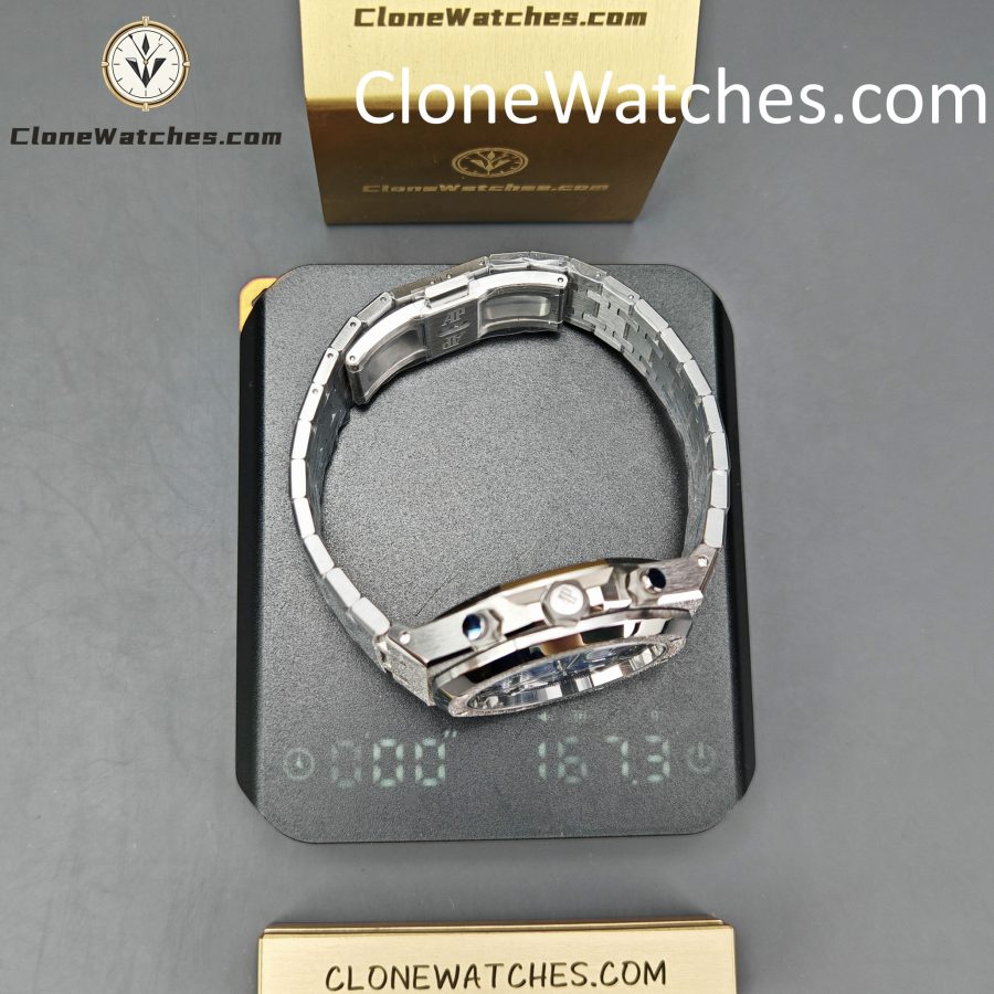 Audemars Piguet Super Clone Watches 1:1 Royal Oak Smoky Blue Dial 26240BA Selfwinding Chronograph - Image 16