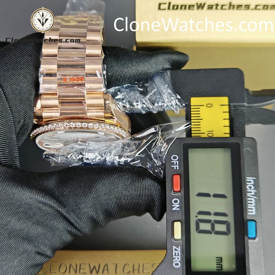 Rolex Super Clone Watches 1:1 Day Date 18K Rose Gold Roman Dial 40mm m228345rbr-0012 3255 Movement - Image 15