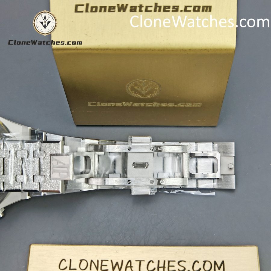 Audemars Piguet Super Clone Watches 1:1 Royal Oak Grey & Black Dial 26240BC Selfwinding Chronograph - Image 12