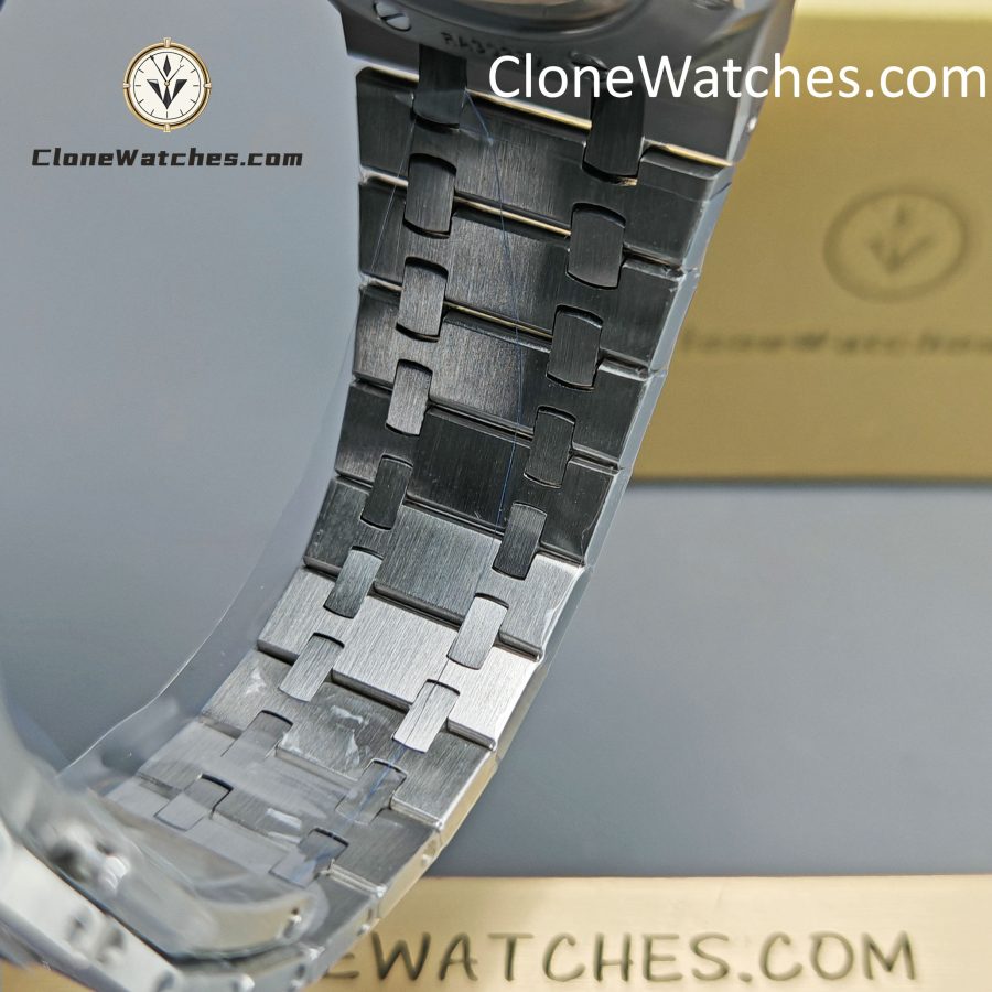 Audemars Piguet Super Clone Watches 1:1 Royal Oak Black & Silver Dial 26239BC Selfwinding Chronograph - Image 13