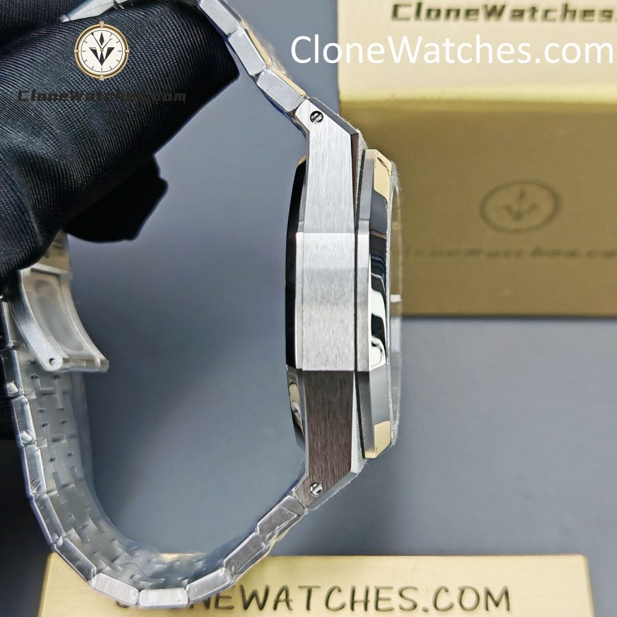 Audemars Piguet Super Clone Watches 1:1 Royal Oak Black & Silver Dial 26239BC Selfwinding Chronograph - Image 7
