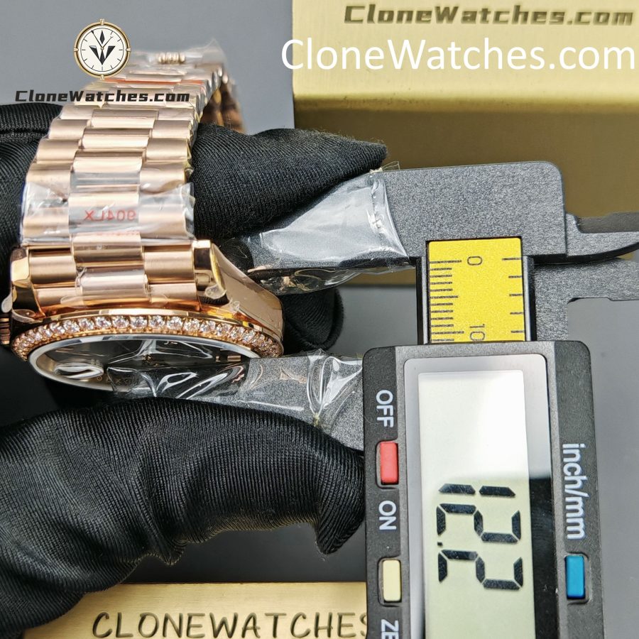 Rolex Super Clone Watches 1:1 Day Date Rose Gold Green Roman Dial 40mm m228345rbr-0011 3255 Movement - Image 15