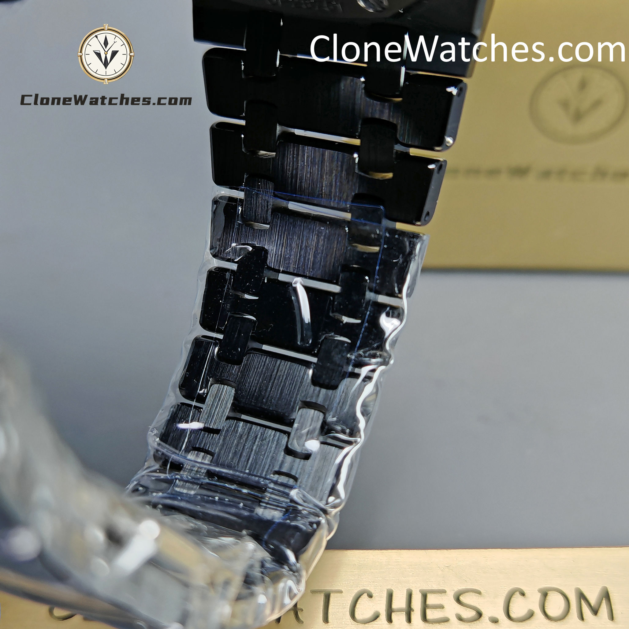 Audemars Piguet Super Clone Watches 1:1 Royal Oak 15400 Black Ceramic Black Dial - Image 10