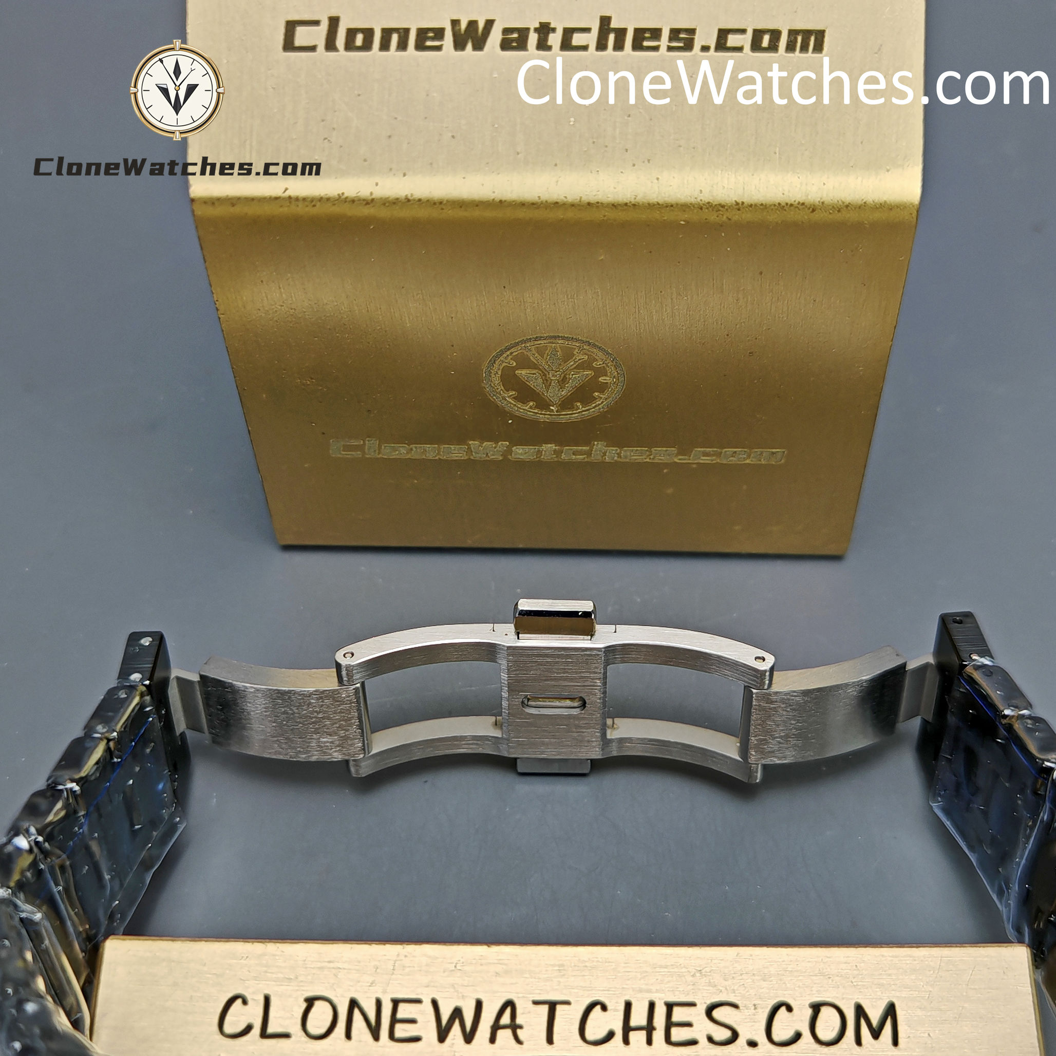 Audemars Piguet Super Clone Watches 1:1 Royal Oak 15400 Black Ceramic Black Dial - Image 14