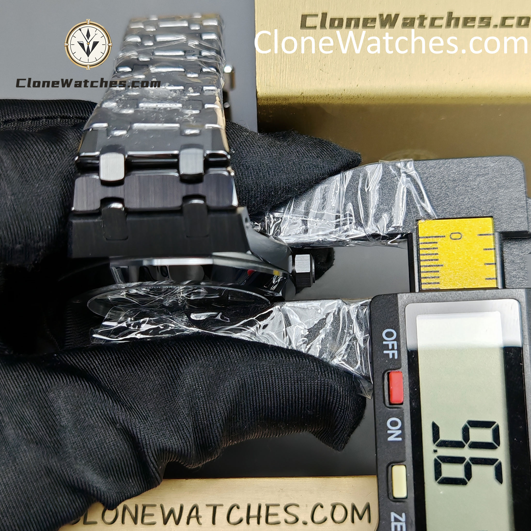 Audemars Piguet Super Clone Watches 1:1 Royal Oak 15400 Black Ceramic Black Dial - Image 15