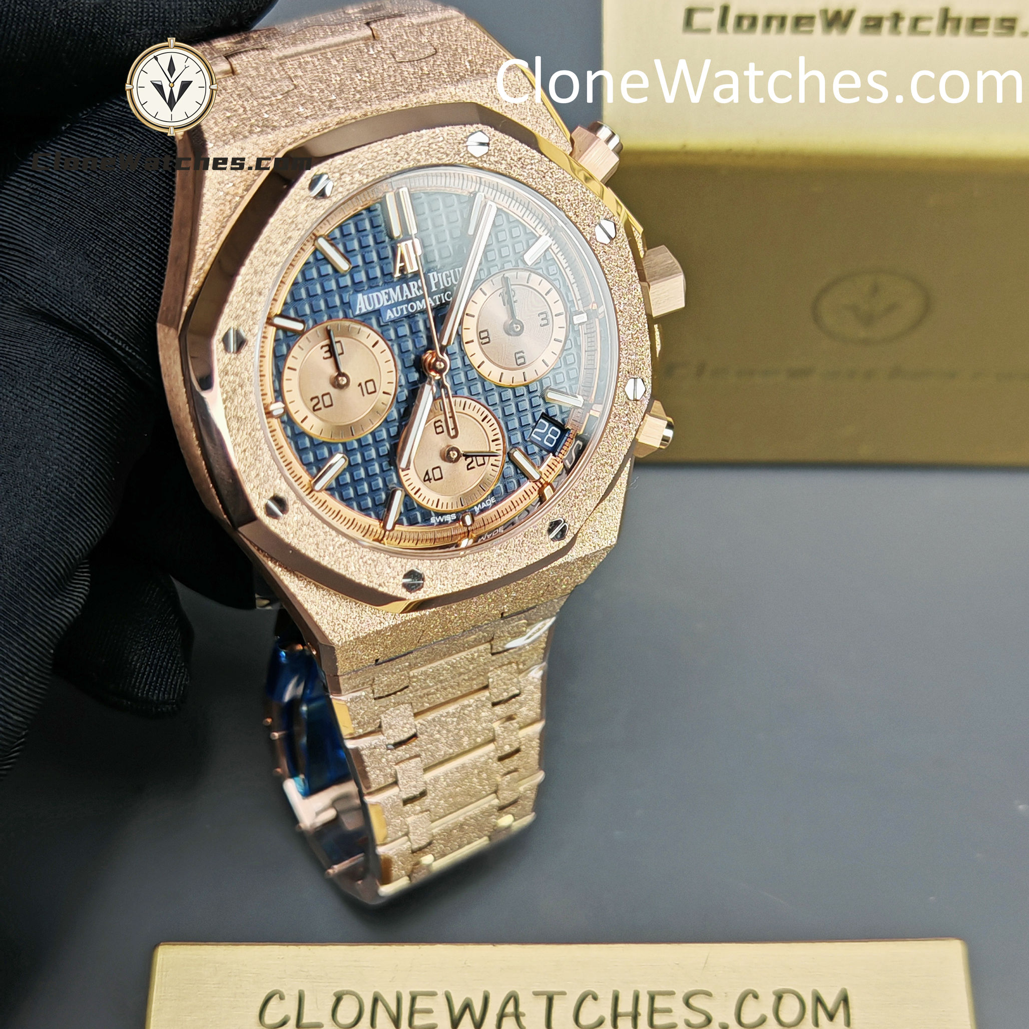 Audemars Piguet Super Clone Watches 1:1 Royal Oak Blue Dial 26239OR Selfwinding Chronograph - Image 4