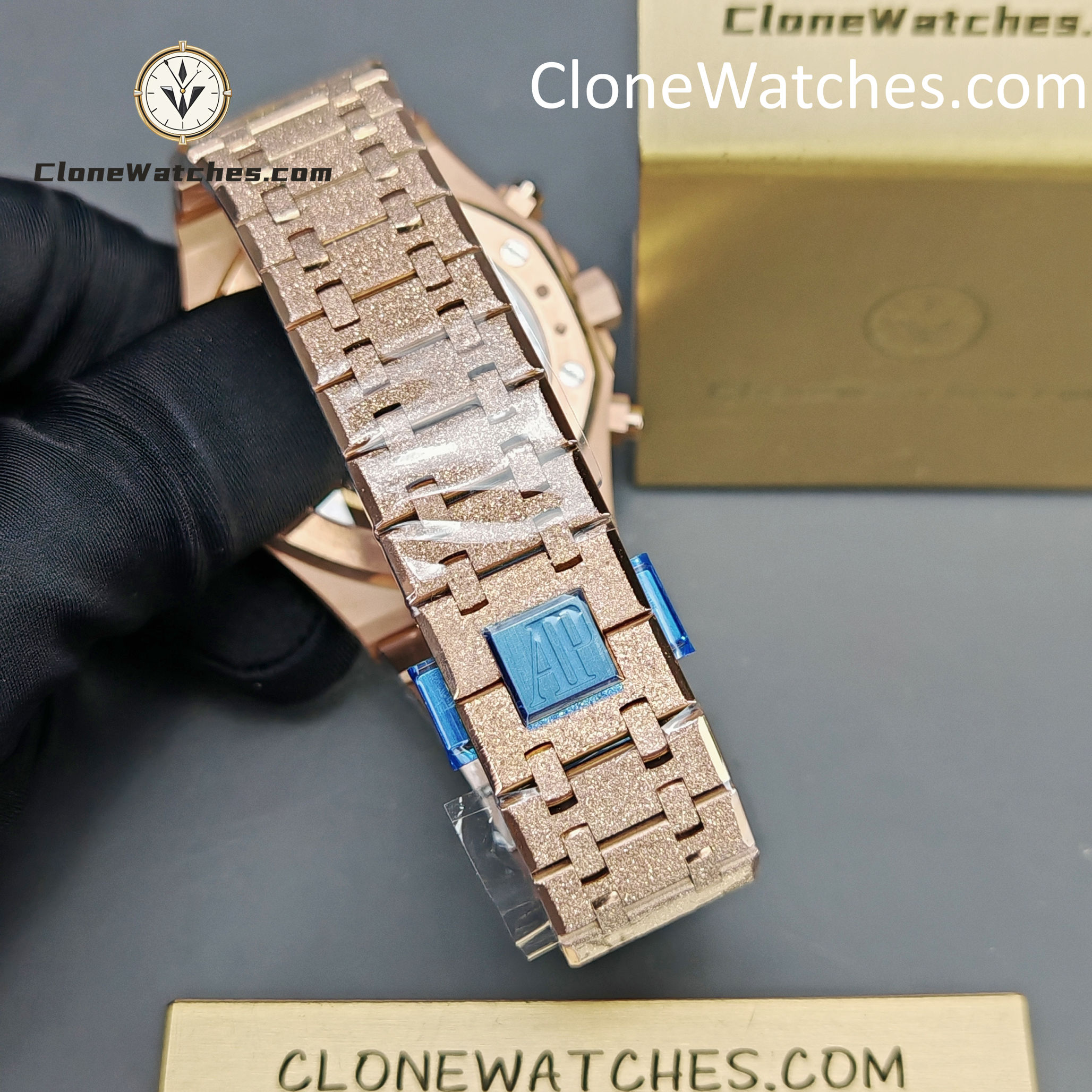 Audemars Piguet Super Clone Watches 1:1 Royal Oak Blue Dial 26239OR Selfwinding Chronograph - Image 7