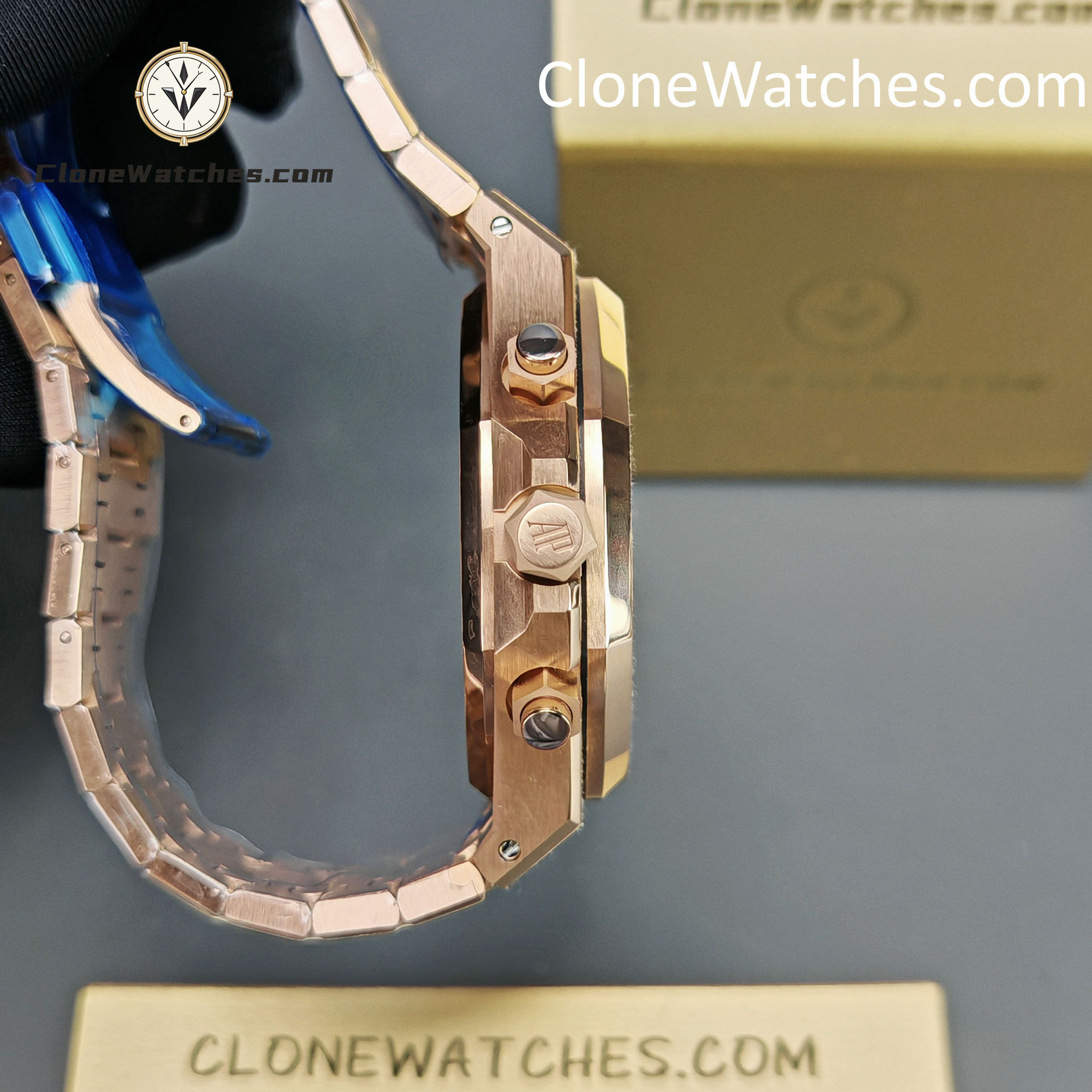 Audemars Piguet Super Clone Watches 1:1 Royal Oak Blue Dial 26239OR Selfwinding Chronograph - Image 8