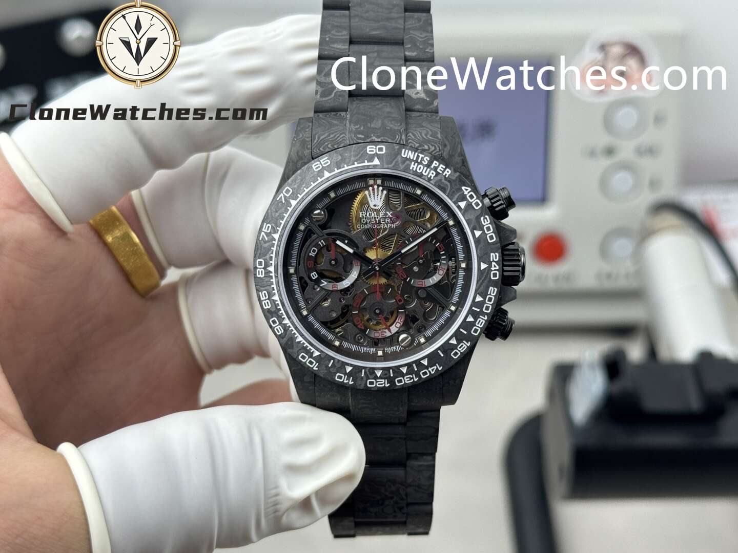 Super Clone Watches – Modified Rolex Daytona Super Lightweight Carbon Fiber